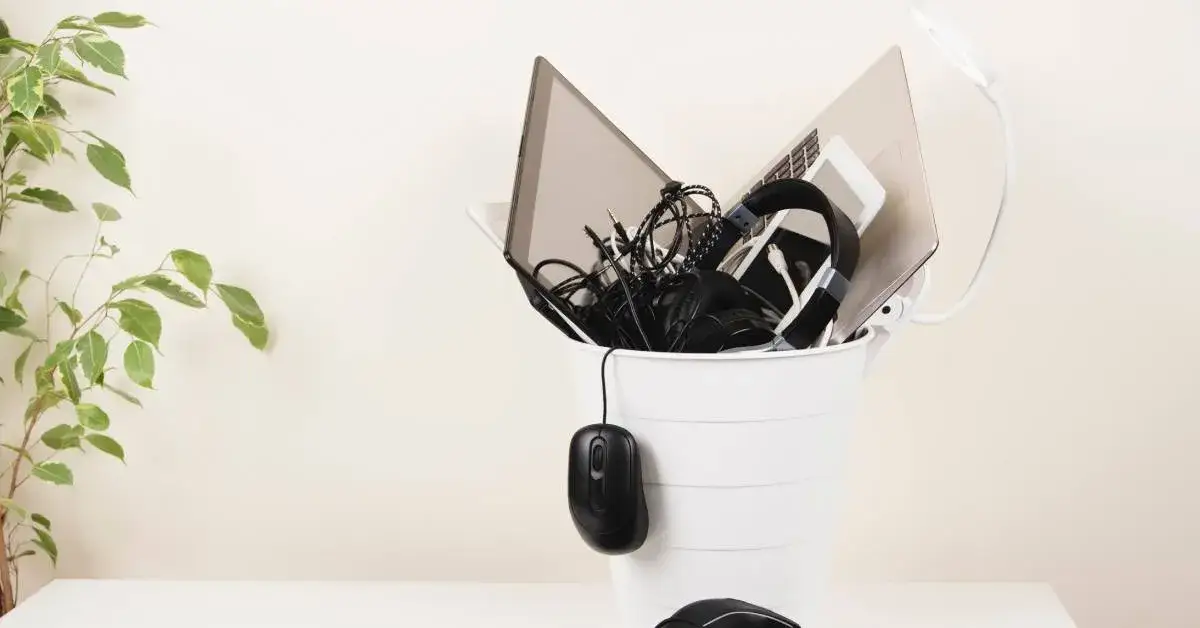 Gdzie wywieźć elektrośmieci? Sprawdź najlepsze miejsca w Polsce