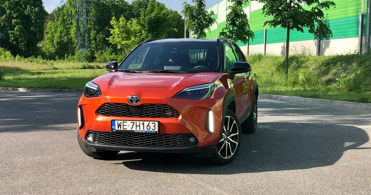 Toyota Yaris Cross czy warto? Poznaj zalety i wady tego SUV-a