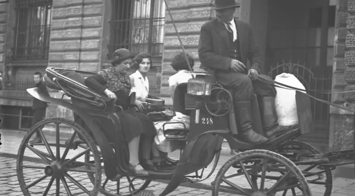 Kiedy wprowadzono pasy bezpieczeństwa i jak zmieniły bezpieczeństwo w autach