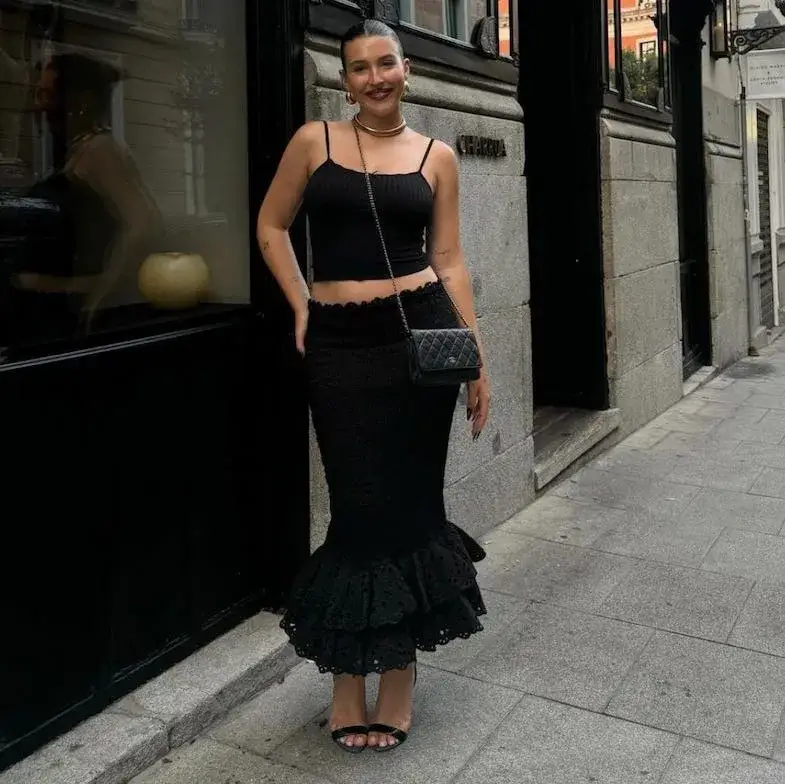 Las mejores faldas negras de Bershka que no puedes dejar pasar