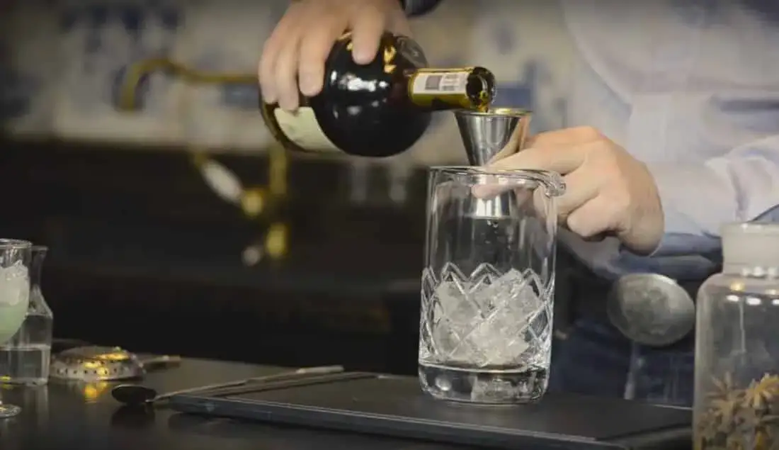 Odkryj sekrety sazerac drink – przepis, historia i ciekawostki