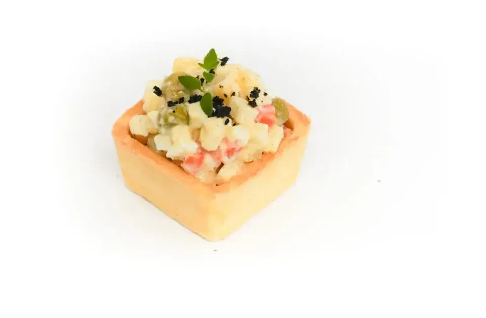 Gdzie kupić babeczki do sałatki jarzynowej? Sprawdź najlepsze oferty