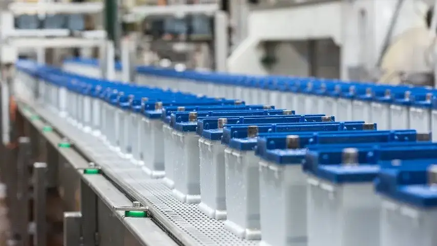 Jak dobrać akumulator do samochodu, aby uniknąć kosztownych błędów