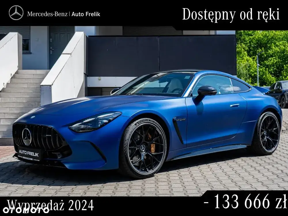 Mercedes GTS 63S AMG - poznaj moc, osiągi i unikalne cechy modelu