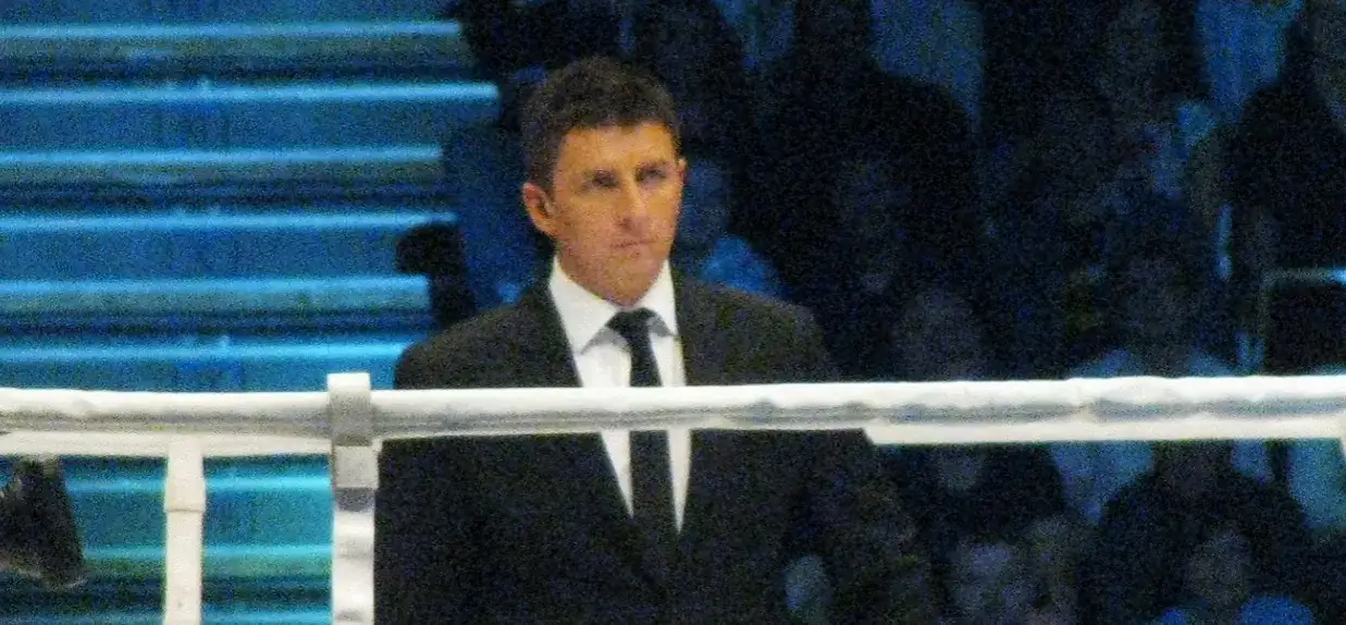 Zarobki Mateusza Borka: Ile naprawdę zarabia znany komentator sportowy?