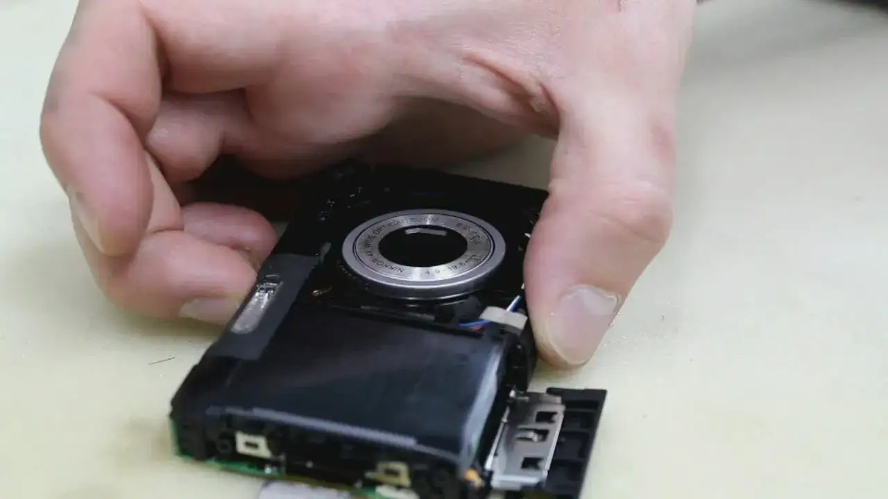 Jak naprawić błąd obiektywu Nikon bez kosztownej wizyty w serwisie