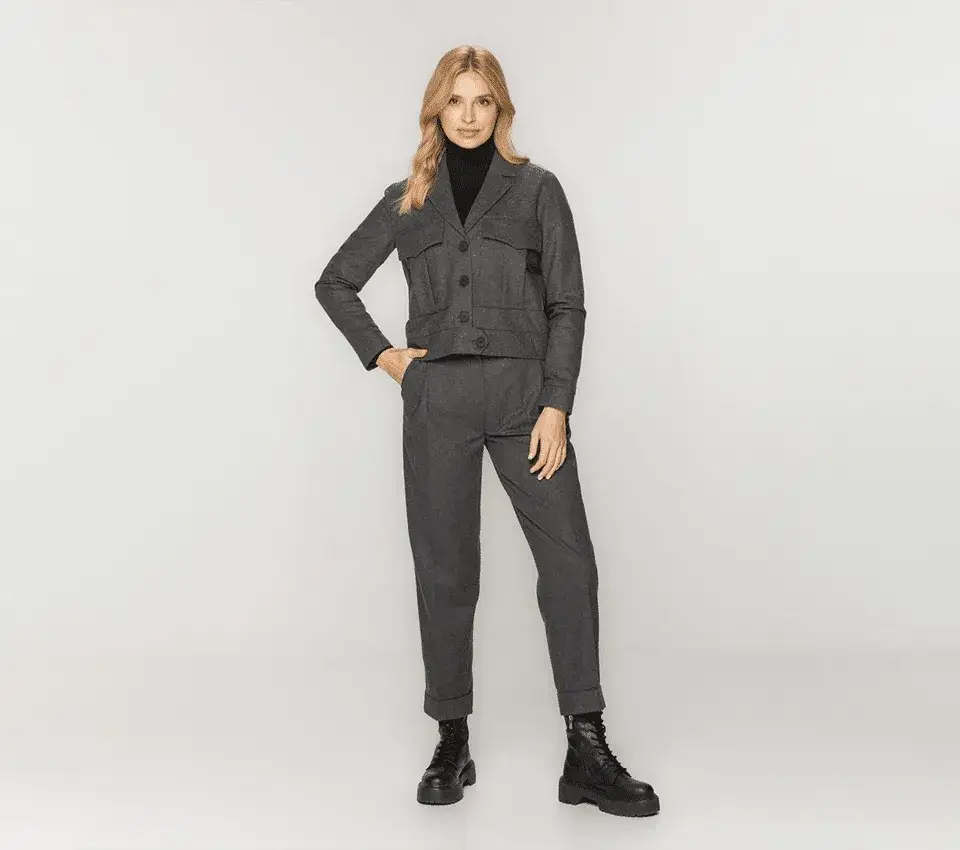 Spodnie chinosy damskie dla jakiej figury: wybierz idealny krój dla siebie