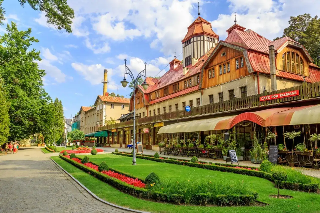 Najlepsze atrakcje w Kudowie-Zdroju: co zobaczyć i jak zaplanować idealny wyjazd