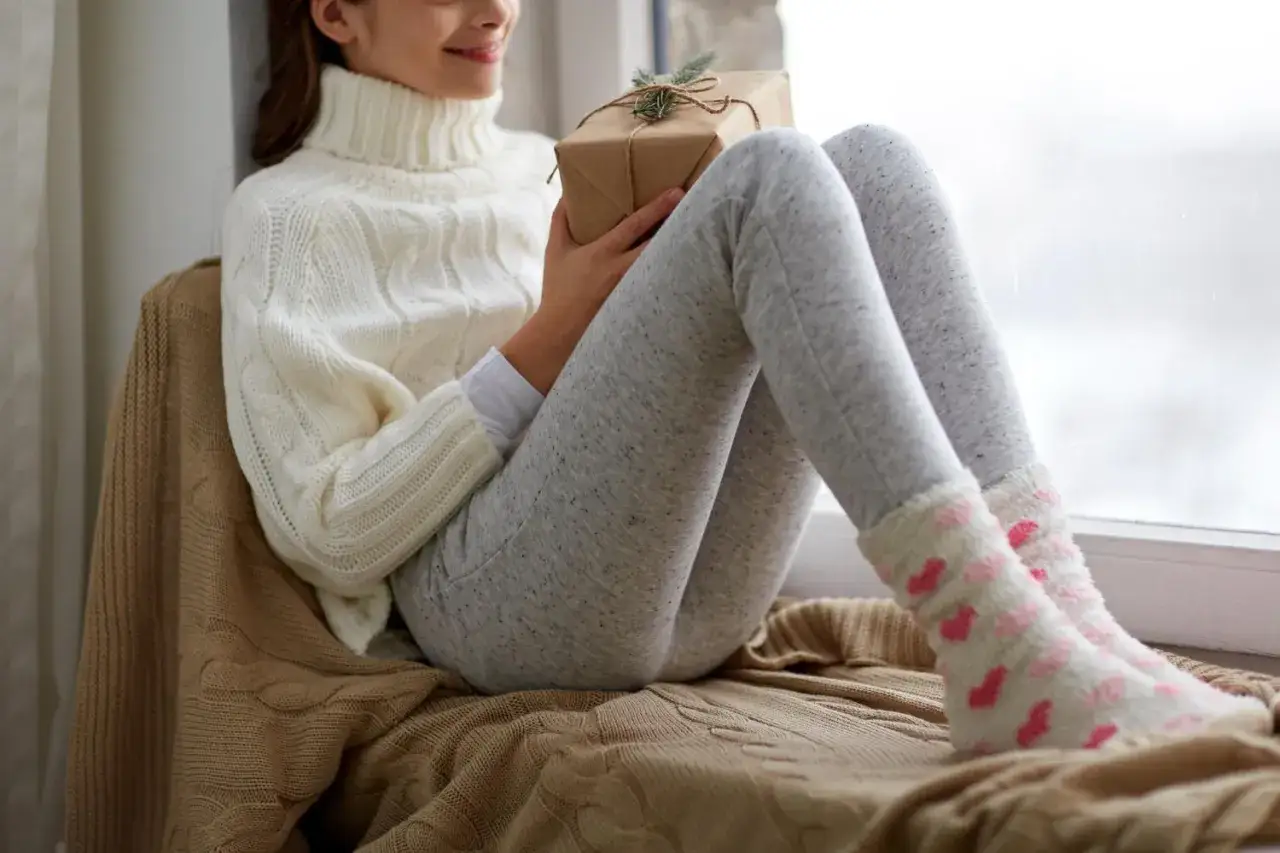 Ocieplane legginsy jak rajstopy – idealne na zimowe dni bez chłodu