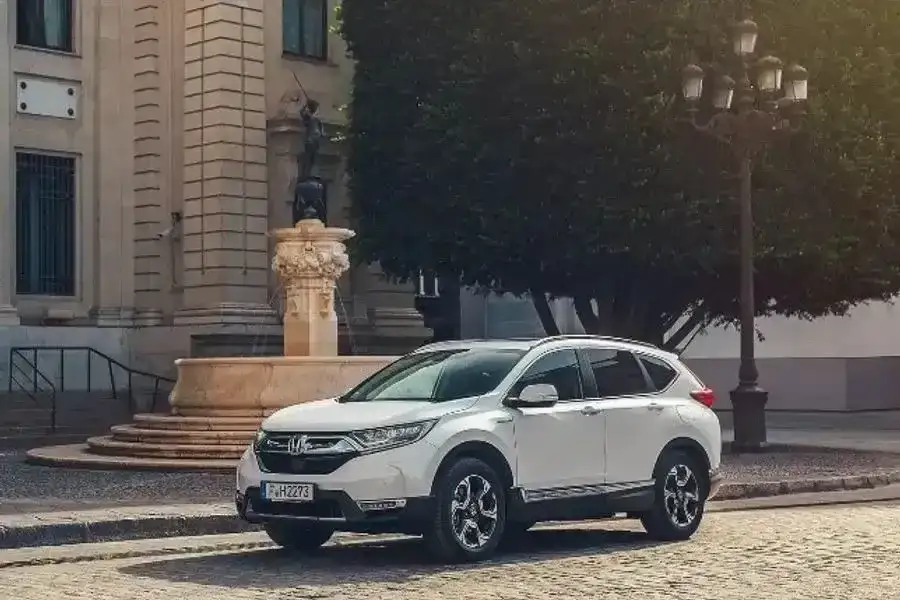 Honda CR-V jaki silnik wybrać? Porównanie opcji i osiągów