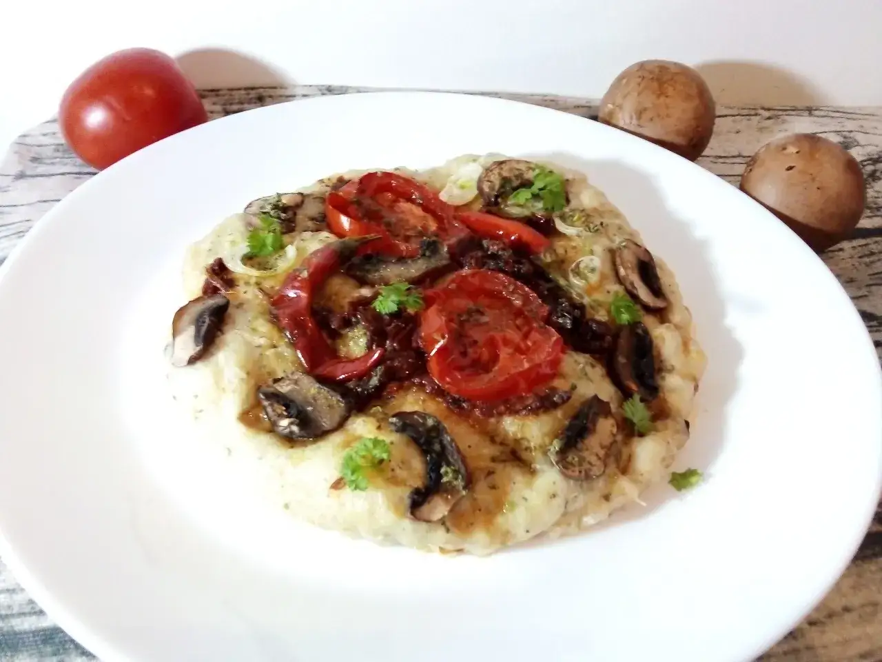 Jak zrobić pizzę w mikrofali - szybki przepis na idealną pizzę