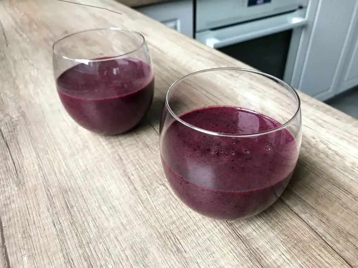 Pyszne koktajle z jagód, które zachwycą Twoje podniebienie