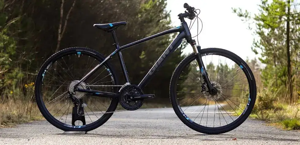 Czym jest rower crossowy? Poznaj jego zalety i zastosowanie w praktyce