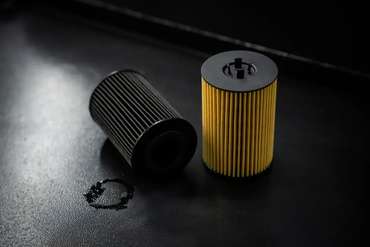 Kiedy wymiana oleju w nowym samochodzie? Sprawdź, by uniknąć problemów