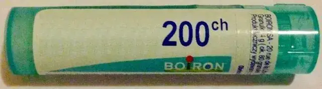 Lycopodium homeopatia - skuteczne wsparcie w problemach trawiennych