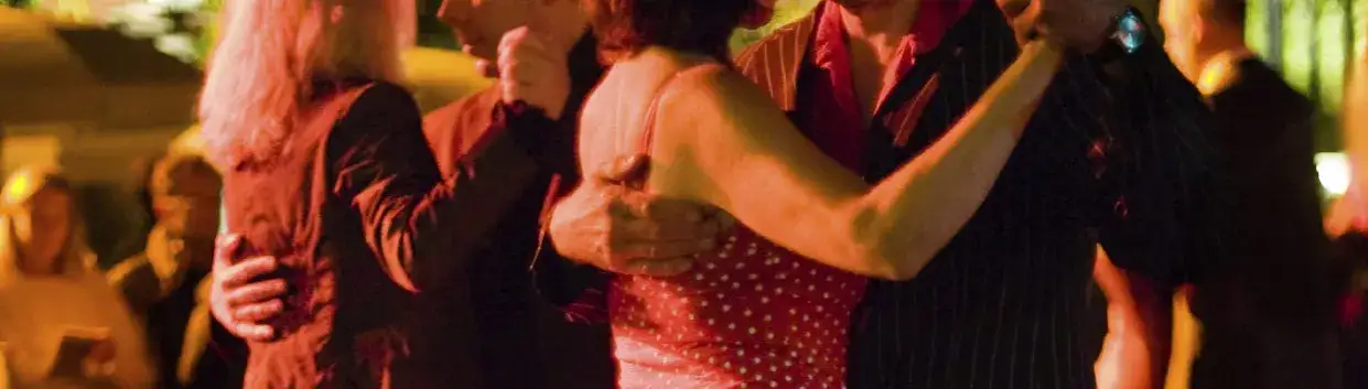 Ile kosztuje kurs tańca? Sprawdź ceny i wybierz najlepszą ofertę