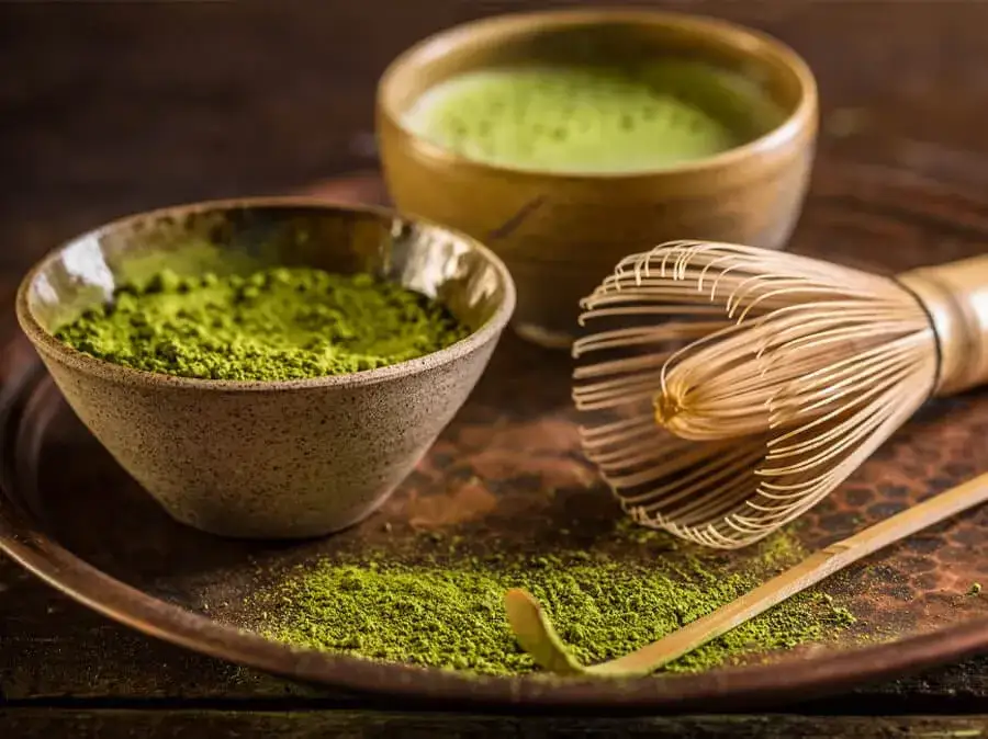 Jak smakuje matcha? Odkryj jej unikalny smak i aromat