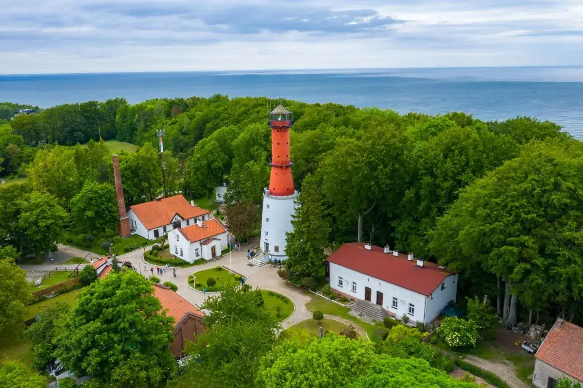 Jastrzębia Góra co warto zobaczyć – najlepsze atrakcje i miejsca do odwiedzenia