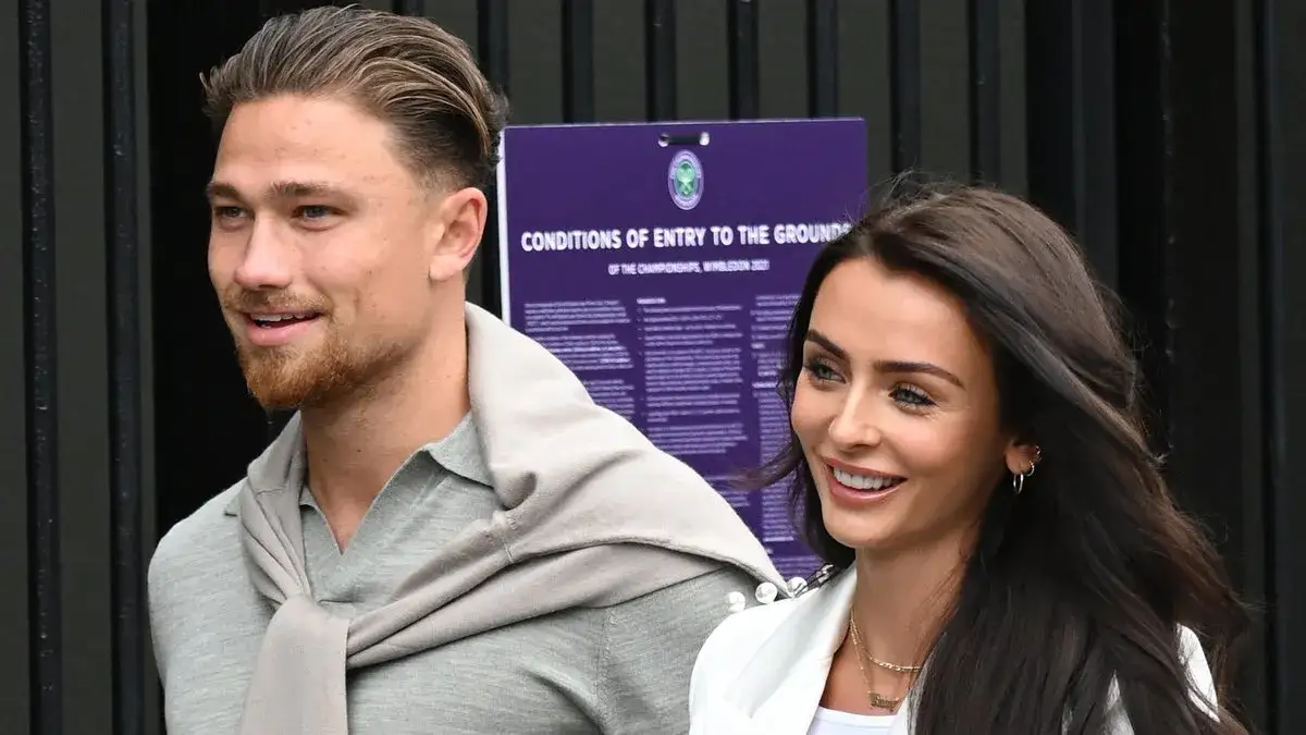 Matty Cash i jego zawirowania w miłości: Kim jest Kady McDermott?