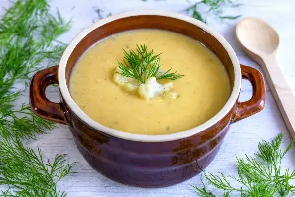 Jak zrobić zupę kalafiorową - prosty przepis na pyszne danie