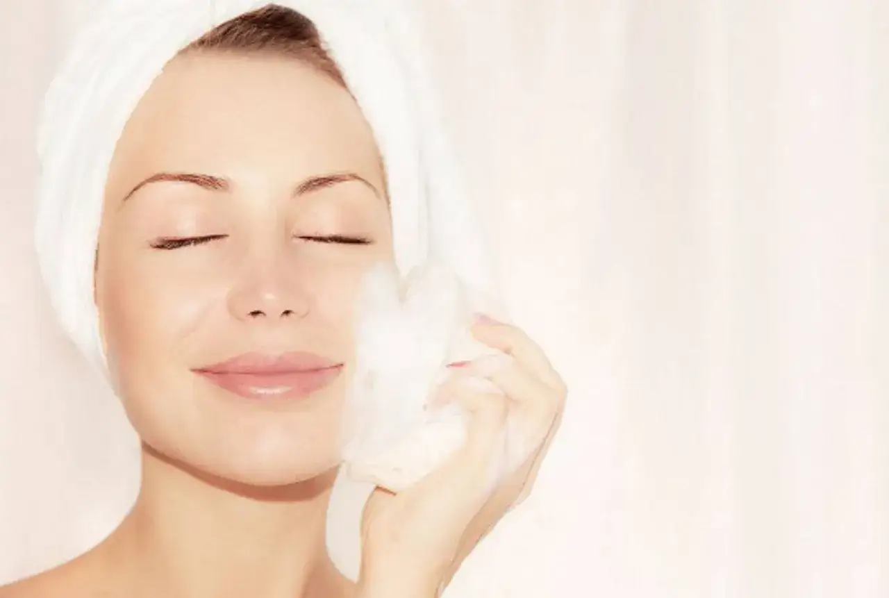 Co nałożyć po peelingu enzymatycznym, aby uniknąć podrażnień i zadbać o skórę?