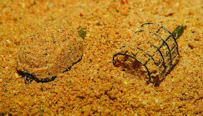 Jak przygotować skuteczną domową zanętę na karpia, aby złowić więcej