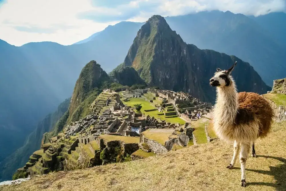 Gdzie leży Machu Picchu? Odkryj tajemnice lokalizacji w Peru