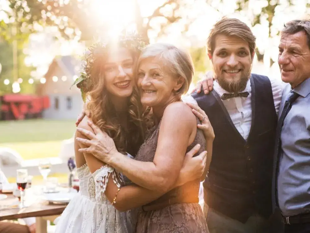 Jak zwracać się do teściów po ślubie? Sprawdź, co uniknąć i jak zachować się właściwie