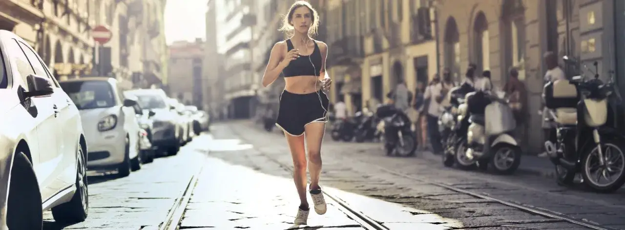 Czy w ciąży można biegać? Sprawdź, co musisz wiedzieć o bezpieczeństwie