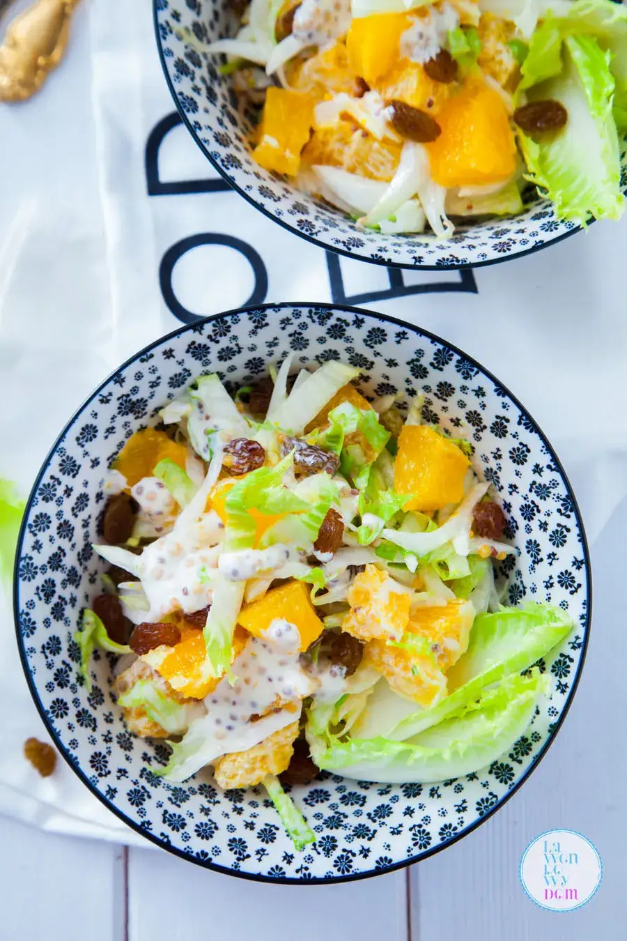 Jak zrobić sałatkę z cykorii, która zachwyci Twoich gości