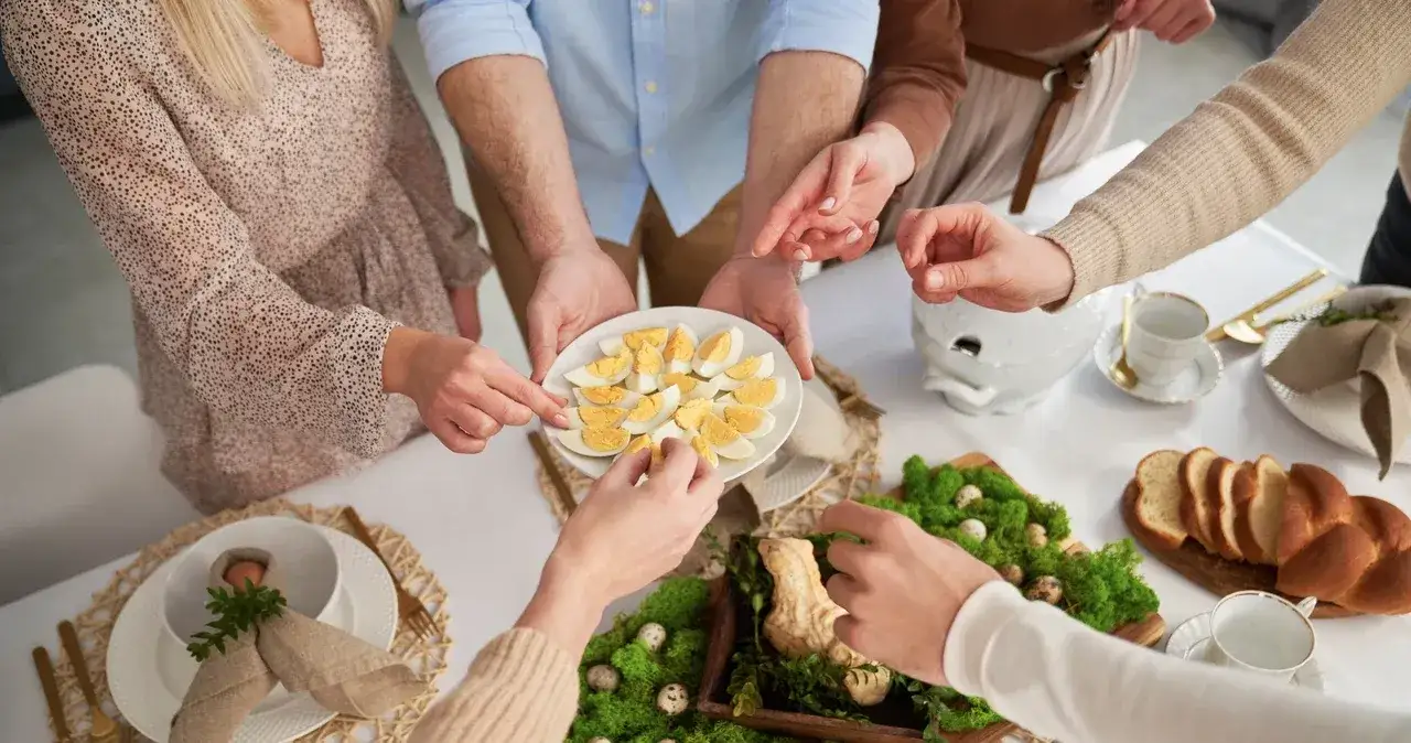 Kiedy składać życzenia wielkanocne? Kluczowe daty i tradycje świąt
