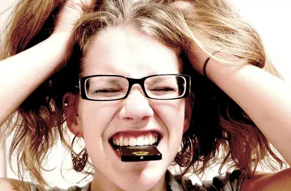 Objawy neurologiczne nerwicy wegetatywnej – jak je rozpoznać i złagodzić?