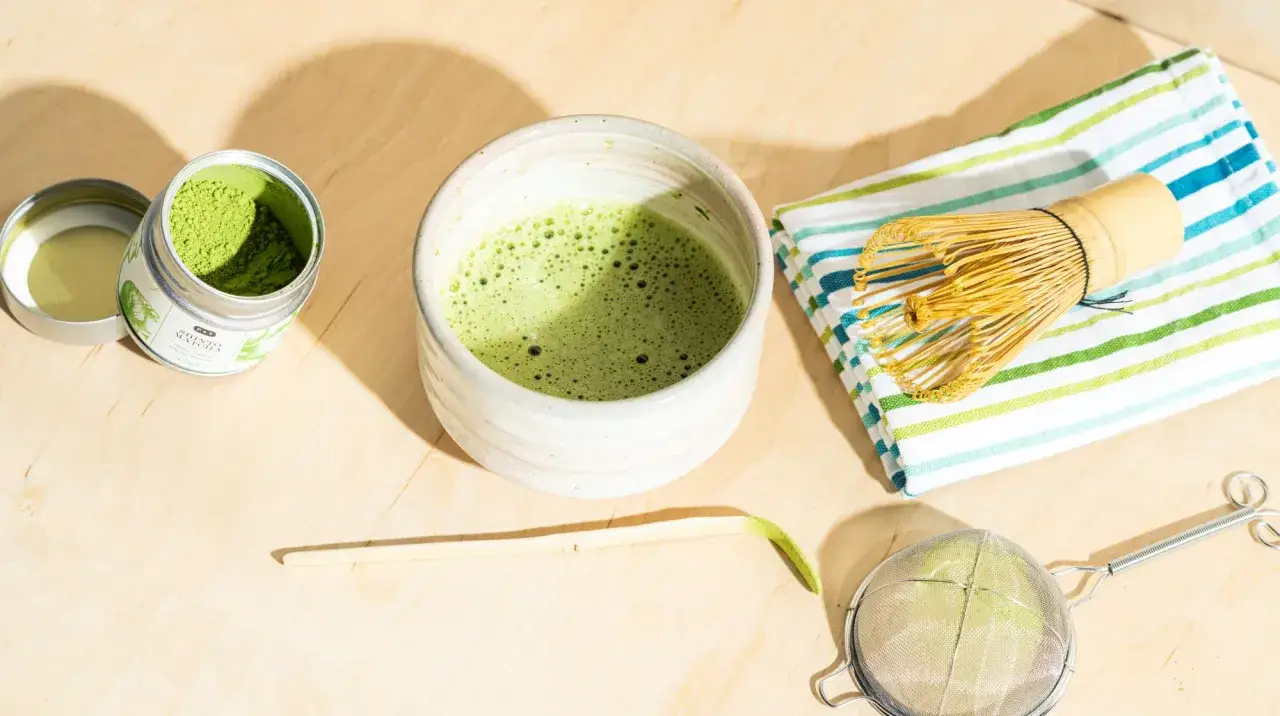 Co to matcha? Odkryj jej właściwości i wpływ na zdrowie