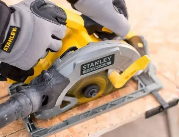 Jaka pilarka tarczowa? Poznaj najlepsze modele i ich wady