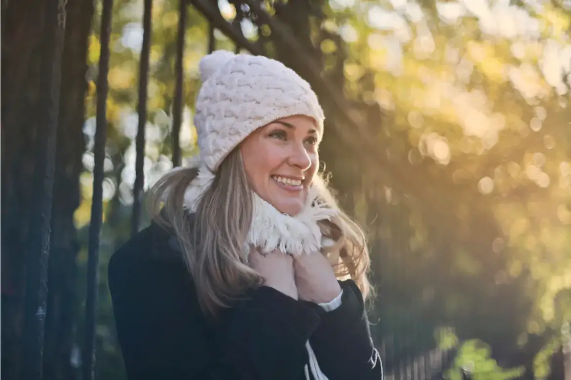 Modne czapki tej zimy: trendy, style i porady na każdą okazję