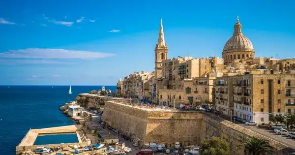 Jaka jest stolica Malty? Odkryj fascynującą Vallettę i jej historię