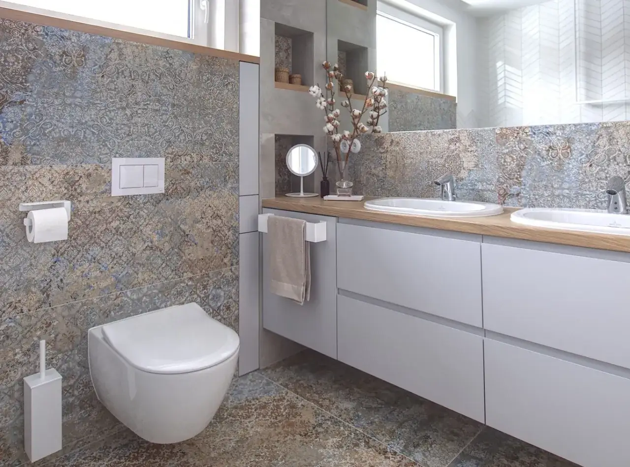 Jakie wybrać płytki do łazienki, by uniknąć kosztownych błędów?