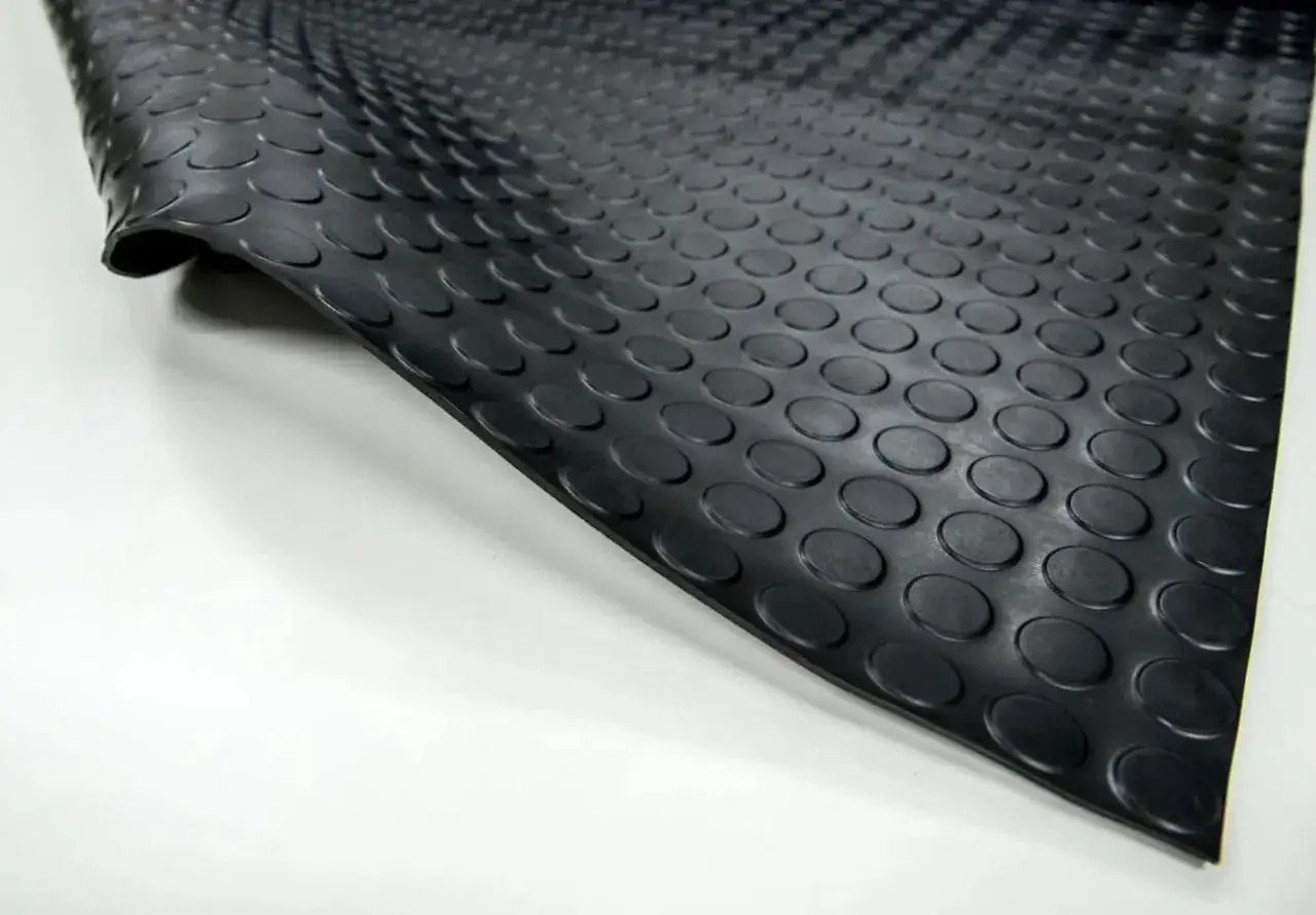 Maty gumowe w sektorze B2B – ciche wsparcie dla biznesu