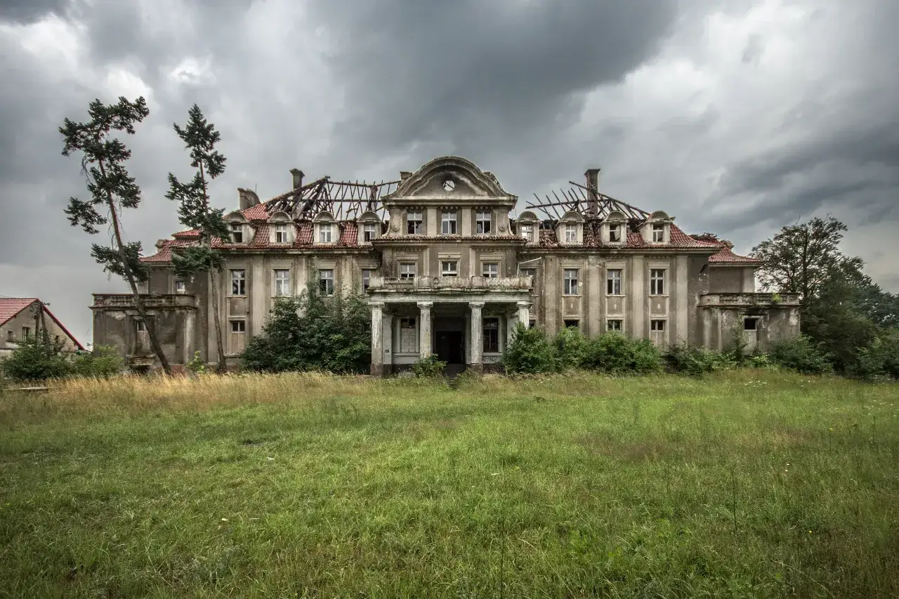 Zabytkowy pałac w Bełczu Wielkim: fascynująca historia dolnośląskiej perły