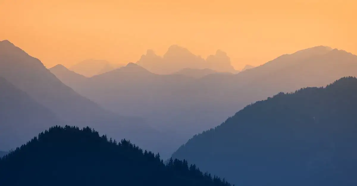 Zamki i pałace w bajkach - jak animacje promują turystykę?