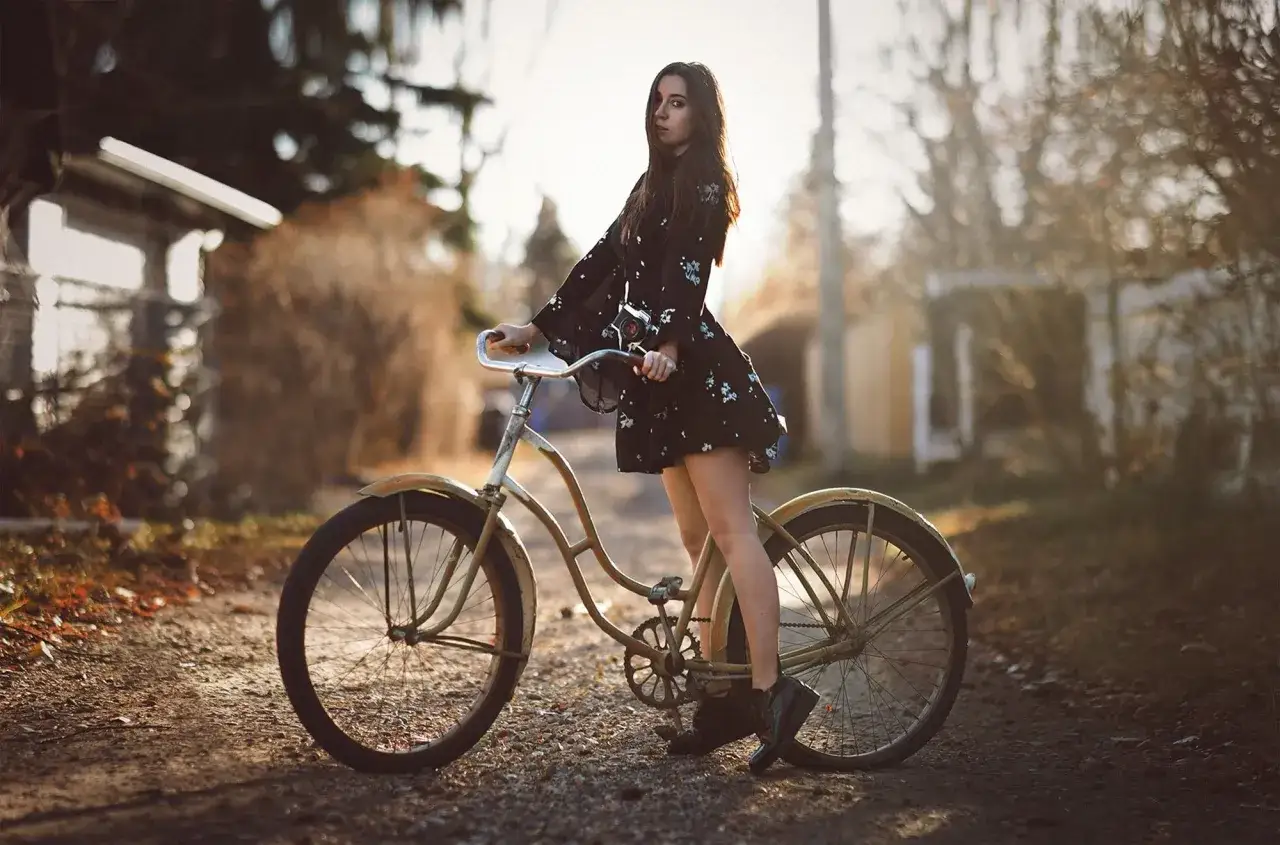 Chicas sexis en bicicleta: imágenes cautivadoras que inspiran estilo