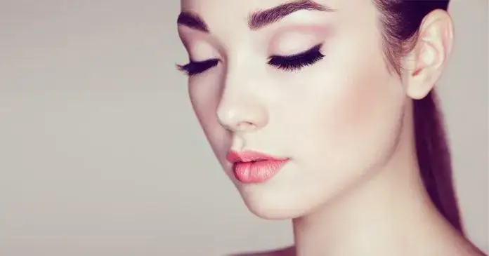 Henna rzęs czy niszczy? Odkryj prawdę o bezpieczeństwie rzęs