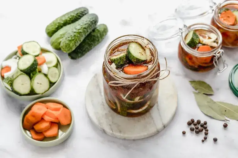 Jakie ogórki do sałatki gyros – wybierz najlepsze dla smaku