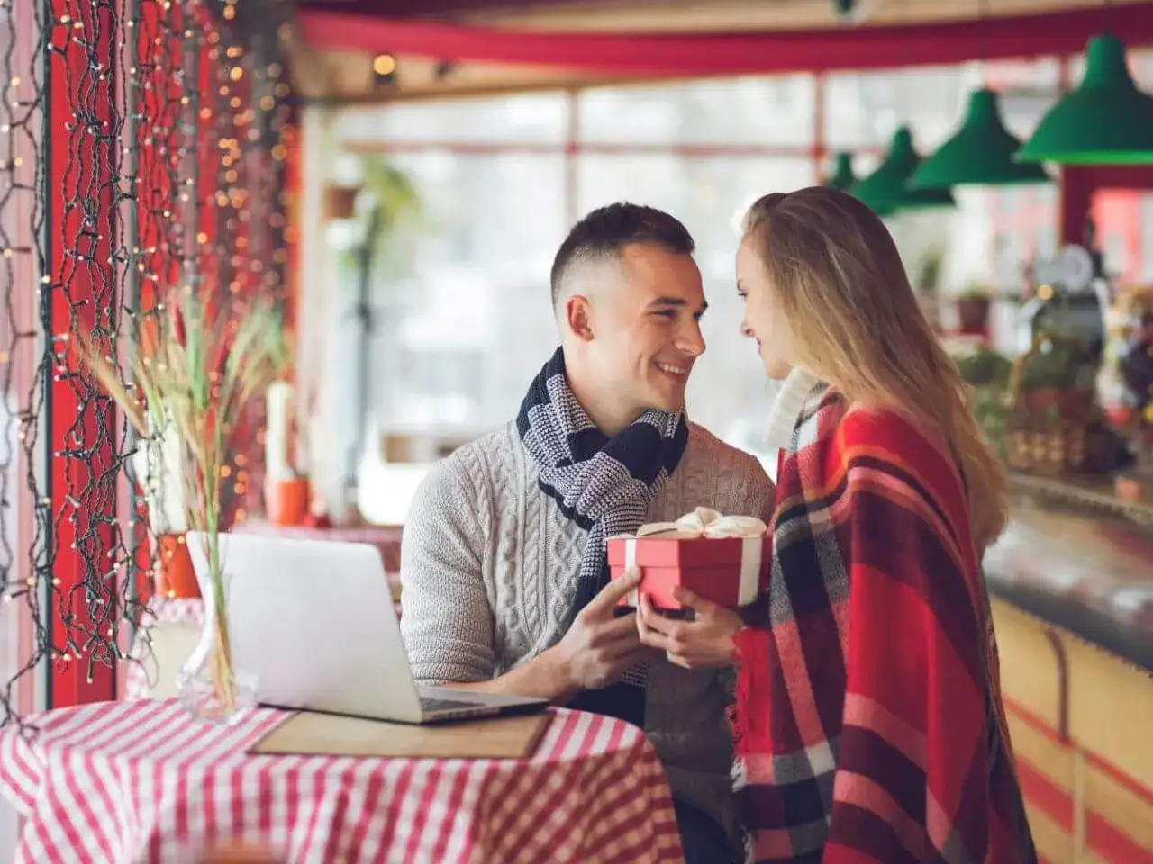 Co kupić mężowi na walentynki, by go zaskoczyć i uszczęśliwić