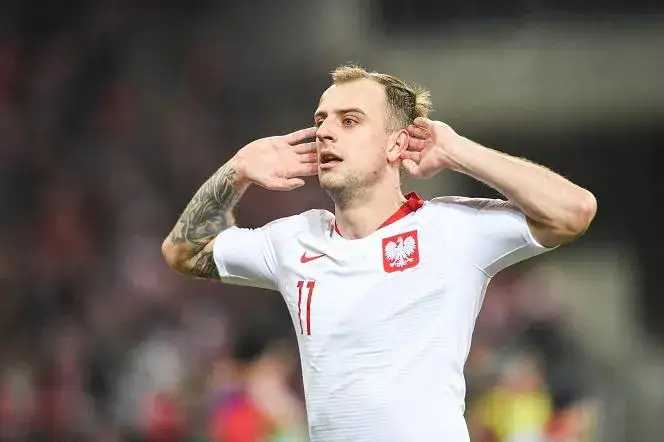 Grosicki wzrost: Jak 180 cm wpływa na jego styl gry i osiągnięcia?