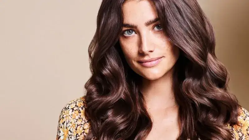 Czy olejek do włosów się spłukuje? Odkryj prawidłowe użycie oleju