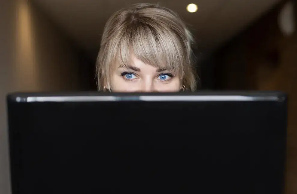 Jak kultura memów i trendy internetowe wpływają na promocje na polskich platformach rozrywkowych?