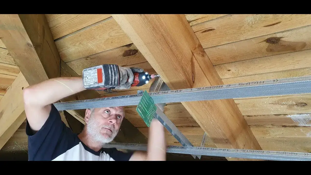 Jak montować profile na poddaszu - uniknij najczęstszych błędów