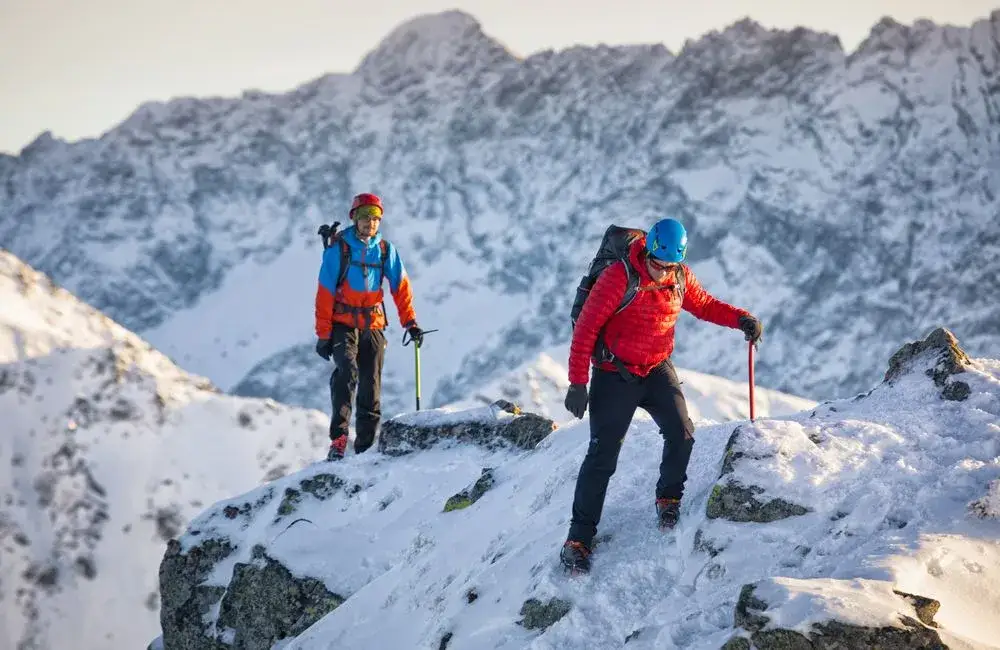 Jak wybrać najlepsze buty do Tatr zimą? Porady i rekomendacje dla bezpiecznych wędrówek