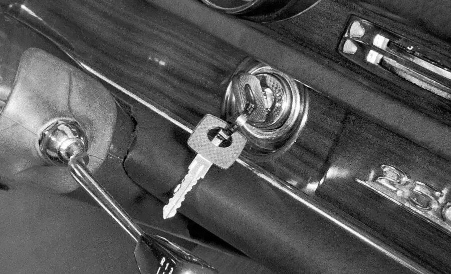 Ile kosztuje dorobienie kluczyka do samochodu z immobilizerem? Ceny mogą zaskoczyć